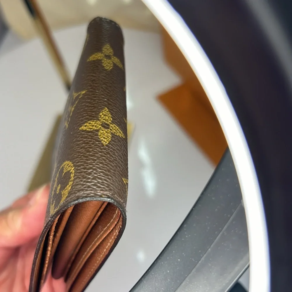 Louis Vuitton LOUIS VUITTON Monogram - Picture 13 of 16